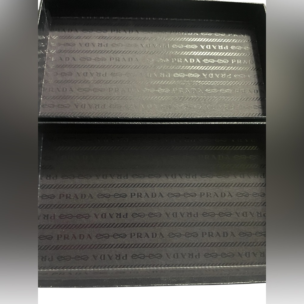 RARE Edition Prada Saffiano Metal Leather Continental Wallet w/ COA & Boxing - Picture 4 of 16